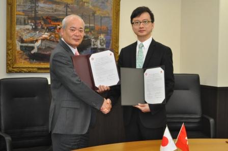 香港中文大学医学部と国際消化管研究センター設立に関する調印式を行いました。